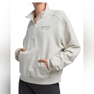 NWT Womens  Reebok Quarter Zip Pullover in Chalk